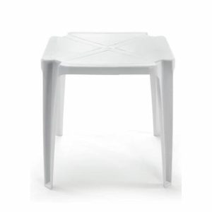 Mesa de Plástico Monobloco Quadrada Topázio